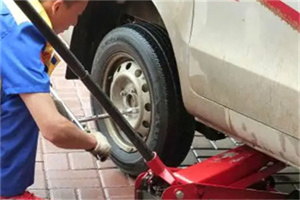 万盛附近拖车24小时服务热线电话